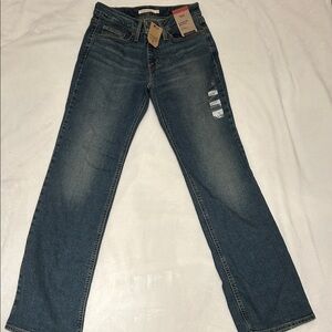 Womans Superlow boot cut dark Levi Blue Jeans